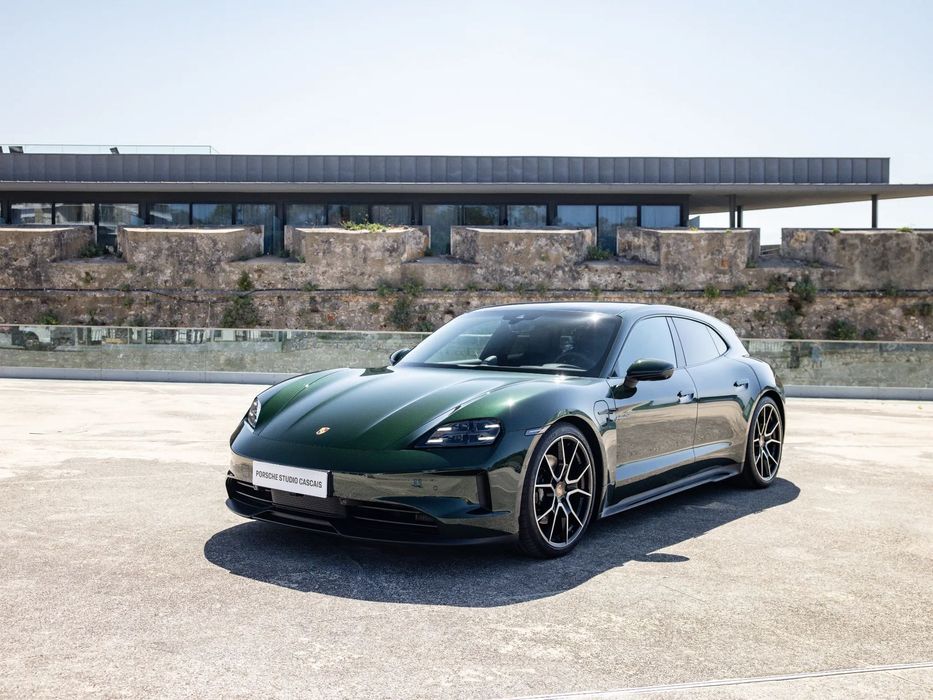 Porsche Taycan Sport Turismo 4S Black Edition