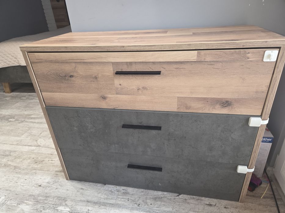 Komoda z 3 szufladami