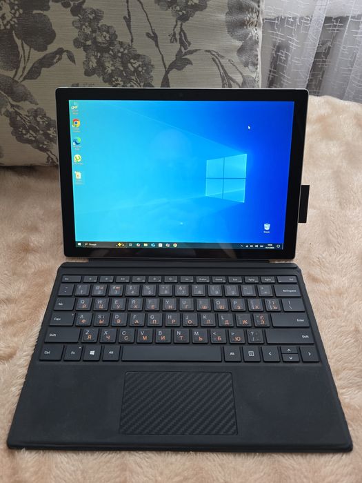 Microsoft surface pro 5 Black 1796  4/128 i5-7300U