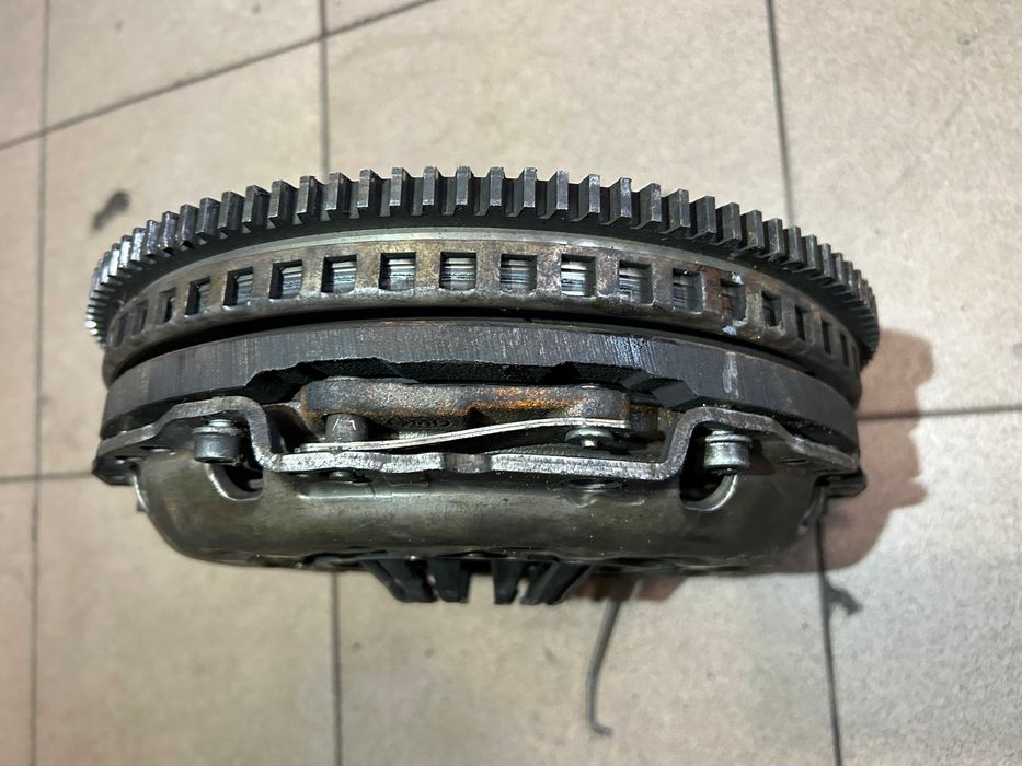 Koło dwumasowe sprzęgło audi a4 s4 b6 4.2 v8