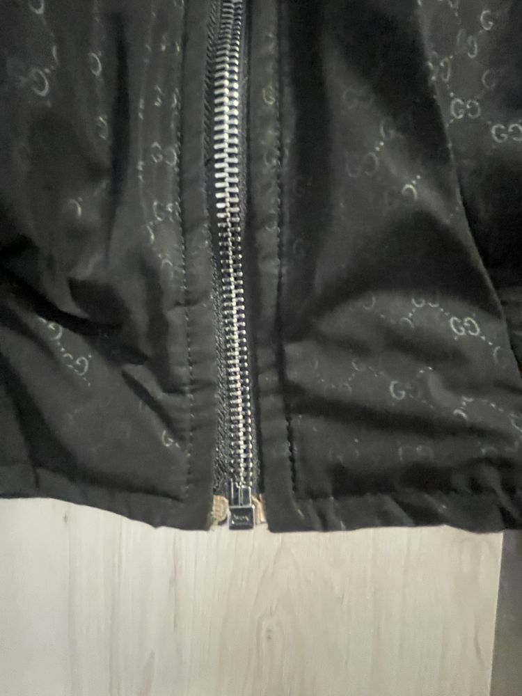 Куртка Gucci  коротка