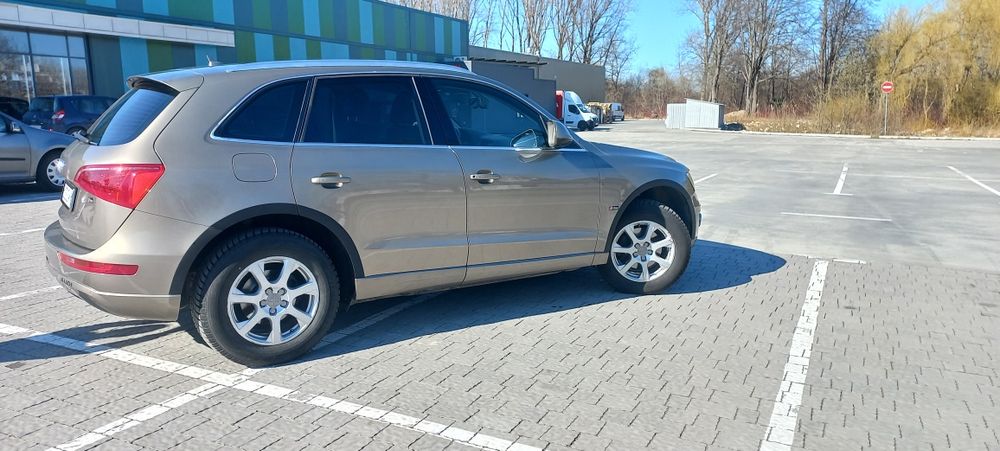 Audi Q5 quattro. Європа