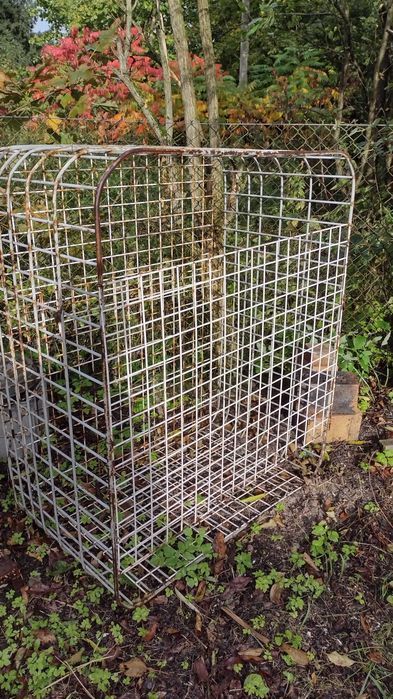 Klatki kraty siatki na drewno opał metalowe konstrukcje 3 sztuki