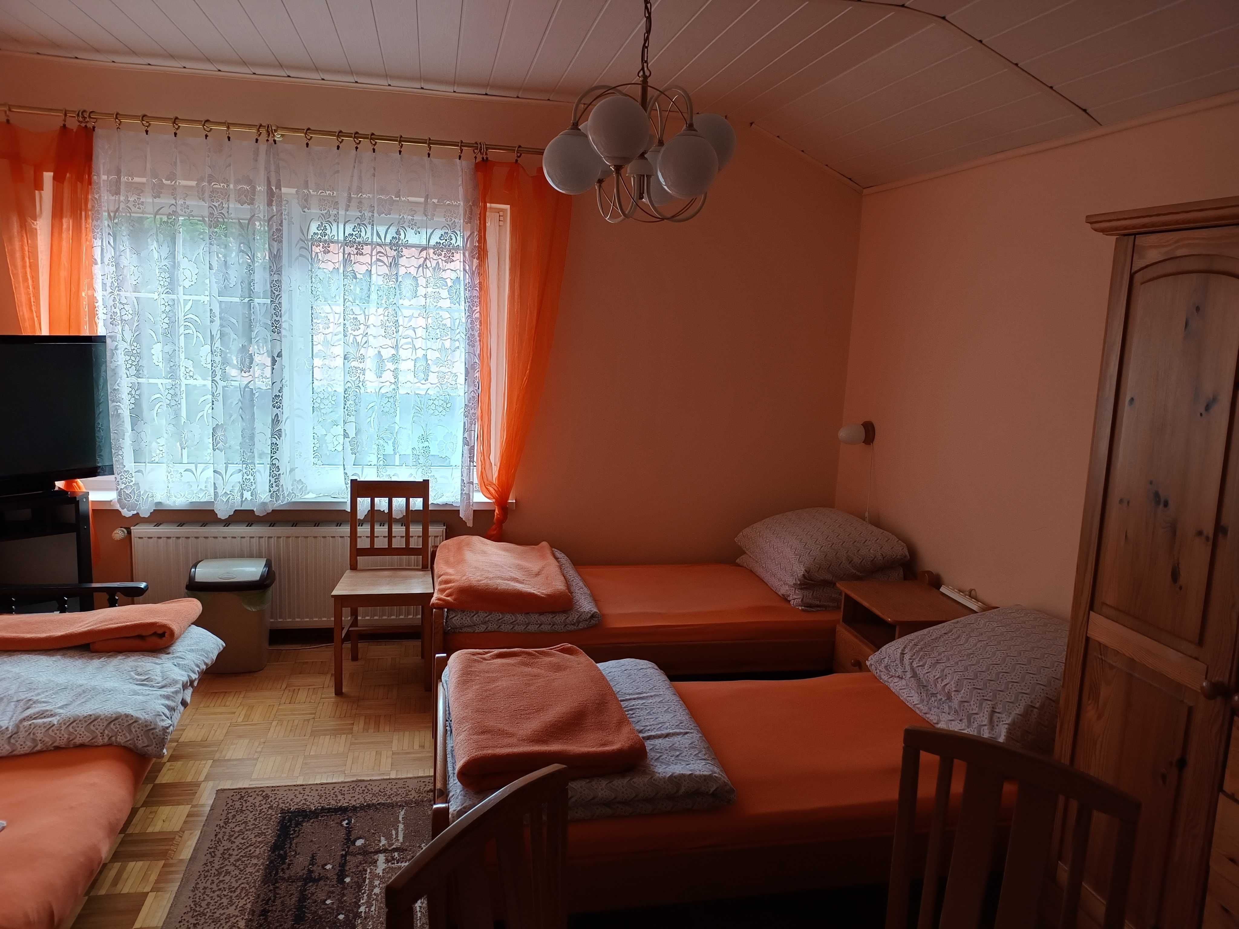 Noclegi, pokoje do wynajęcia Poznań, winogrady - Zielony domek