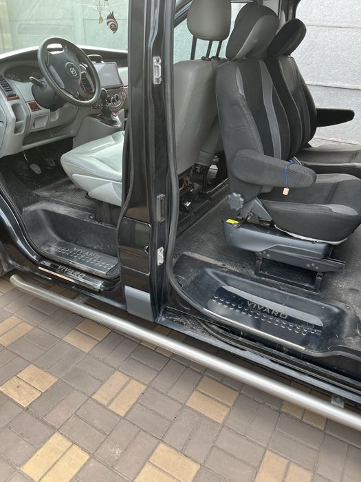Opel vivaro 2.5 Дизель