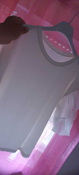 T-shirts e blusas variadas muito Trendy