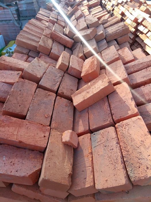 Цегла м100 м125 м150 м200 кирпич рядовой. Доставка