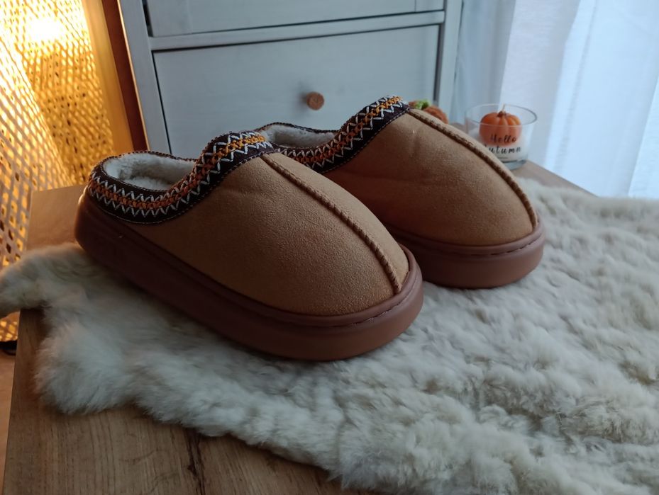 Kapcie damskie rozmiar 39 nowe