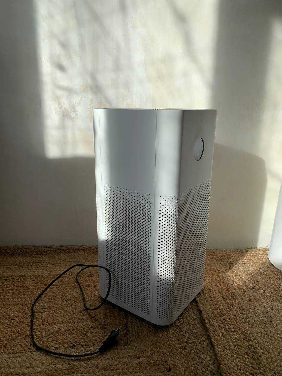 Очищувач повітря Xiaomi Air Purifier 3 в чудовому стані