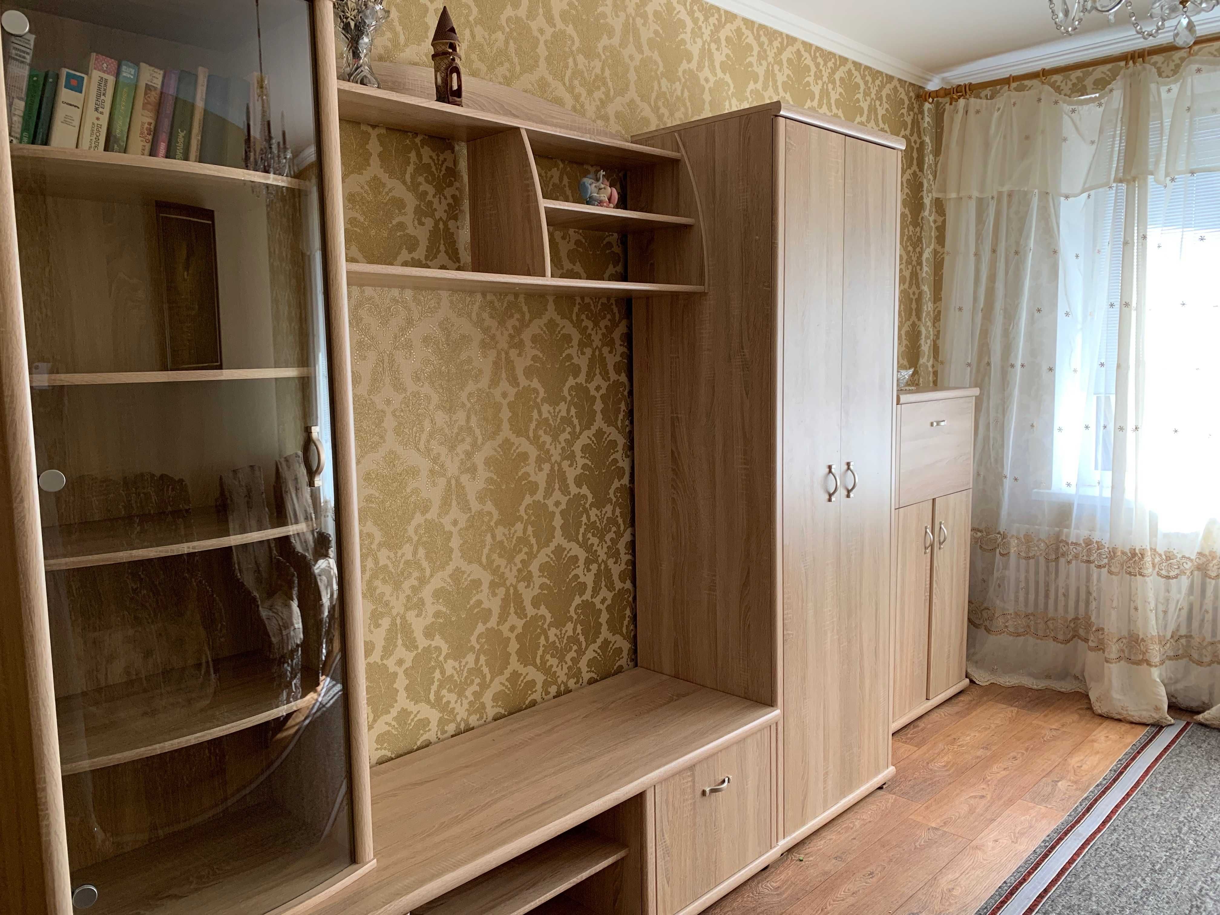 Продам 2 комнатную квартиру возле метро Студенческая