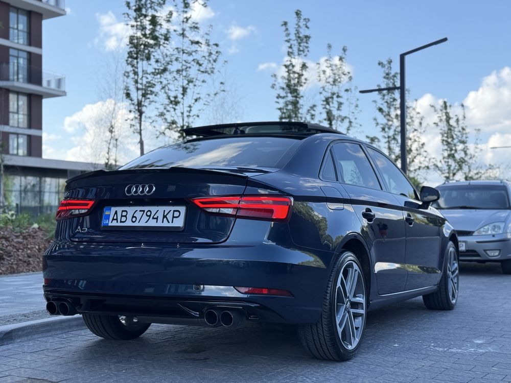 Терміново  AUDI A3 (RS3 пакет) Рестайлінг 2017 рік