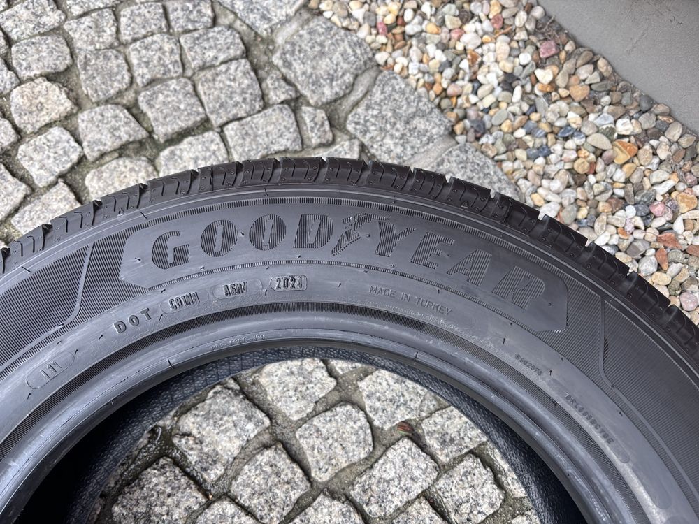 Komplet lato Goodyear Efficient Grip Cargo 205/65 R16 C rok 2024 Nowe
