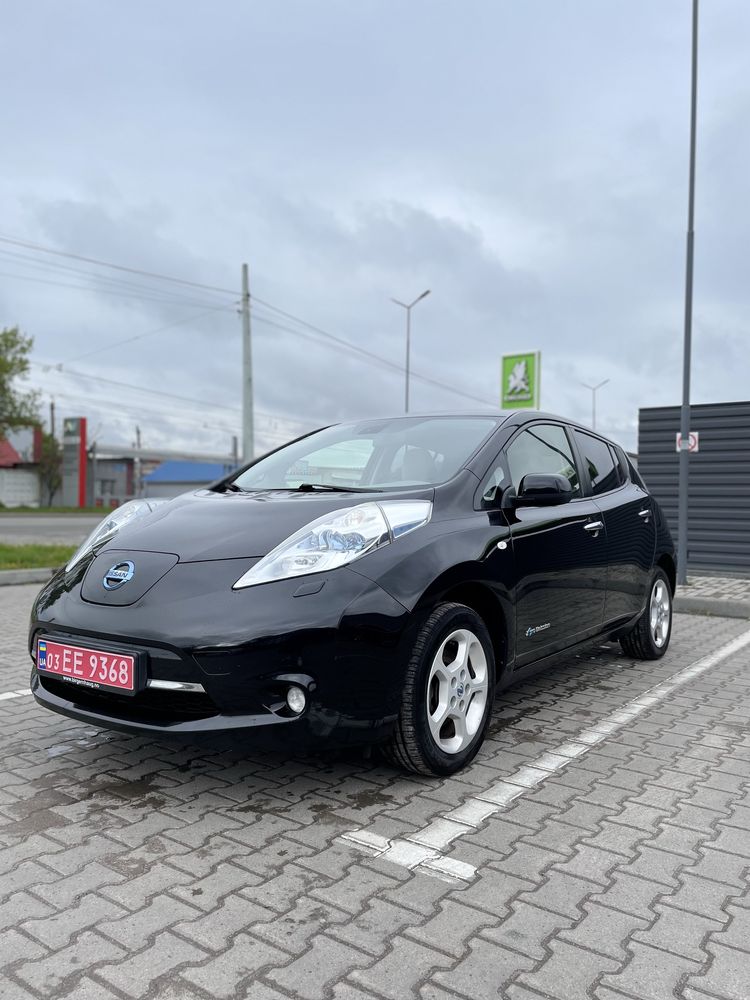 Nissan Leaf 2012 батарея 10 з 12