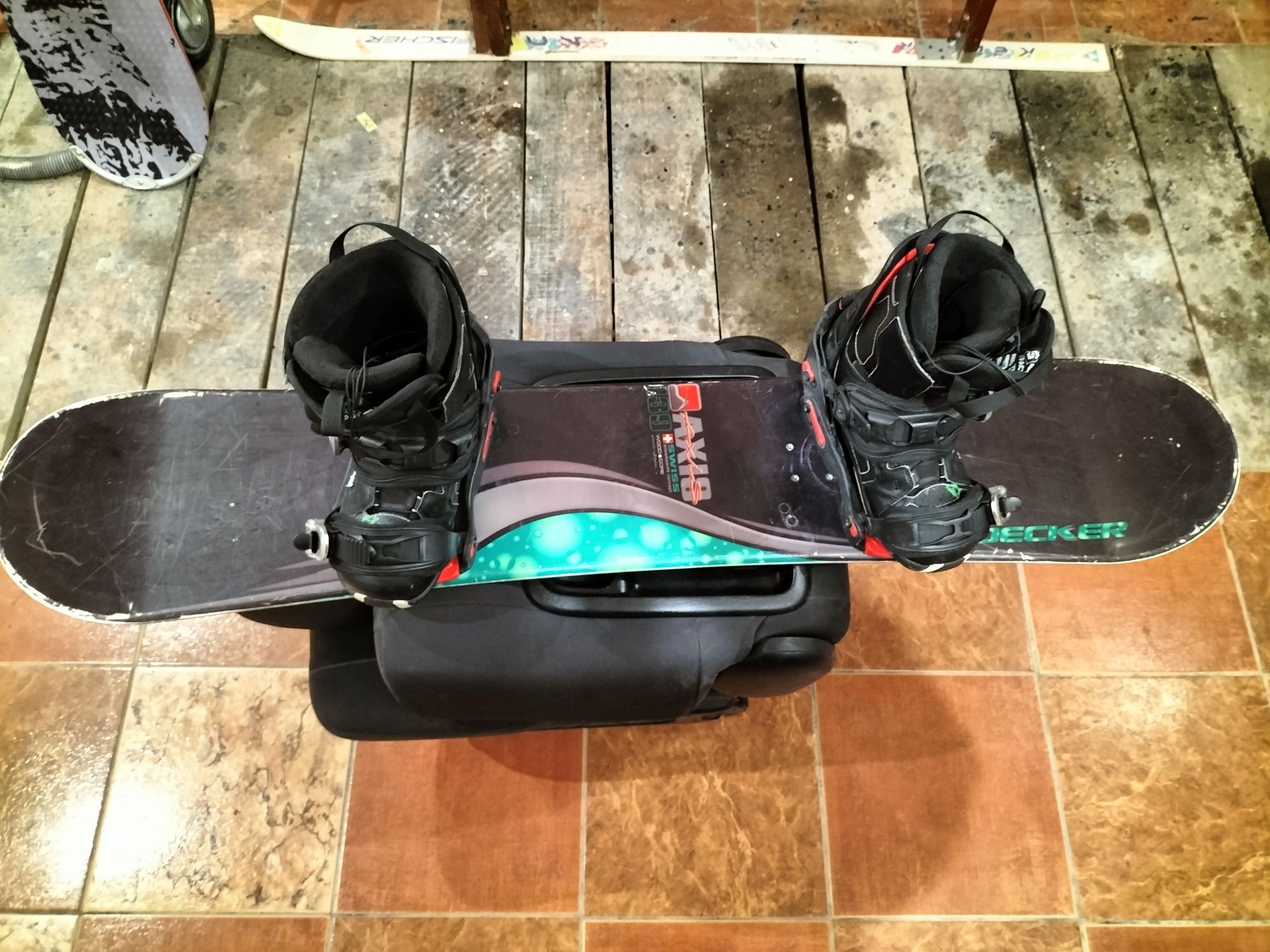 Snowboard 139cm + buty 26,5cm