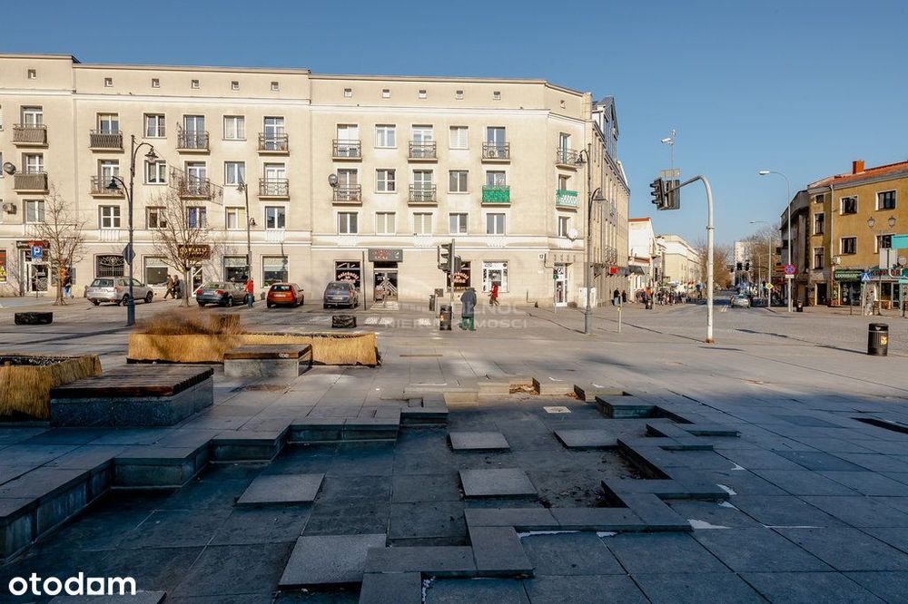 -- Poczuj urok życia w centrum miasta --