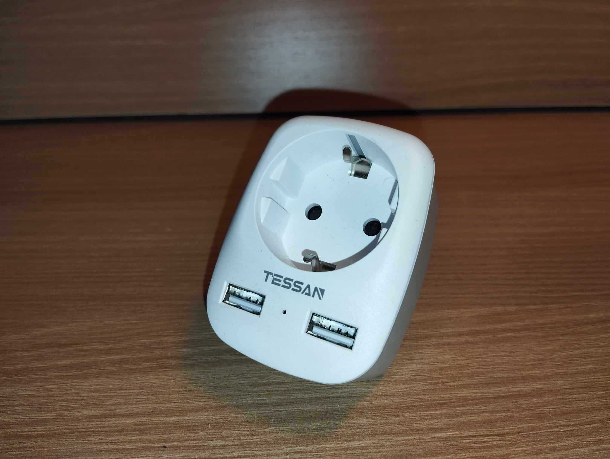 Tessan - Przejściówka do Gnaizdka z wejściami USB