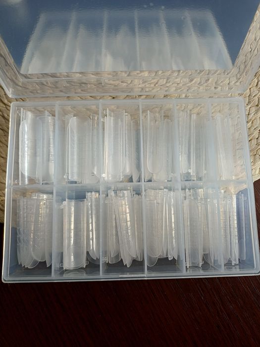 Żele dual formy do paznokci