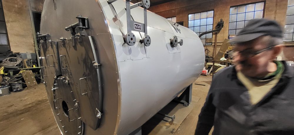 Kocioł parowy. na olej gaz KP 10/1200 kW wraz z palnikiem Riello