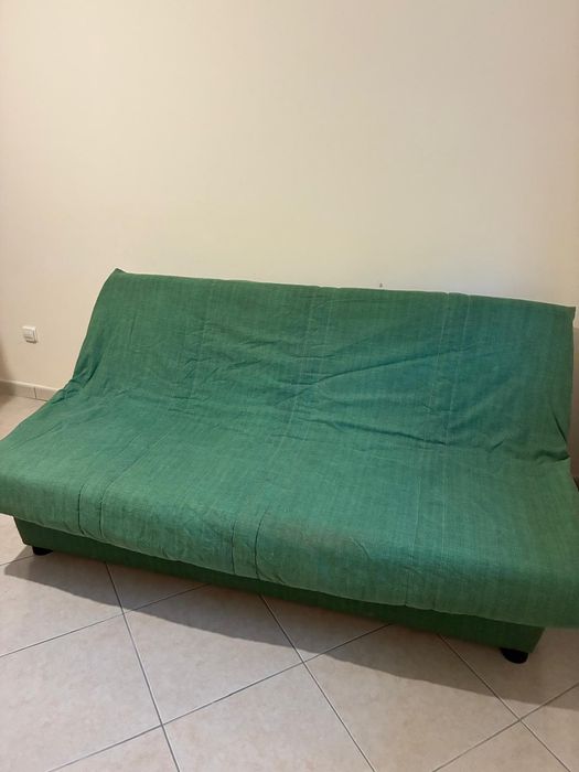 Cama dobrável com colchão