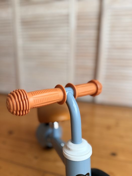 Біговел Kinderkraft, новий