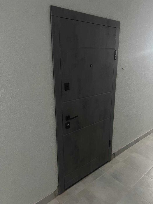 Вхідні двері  • "Булат" / "Міністерство дверей"