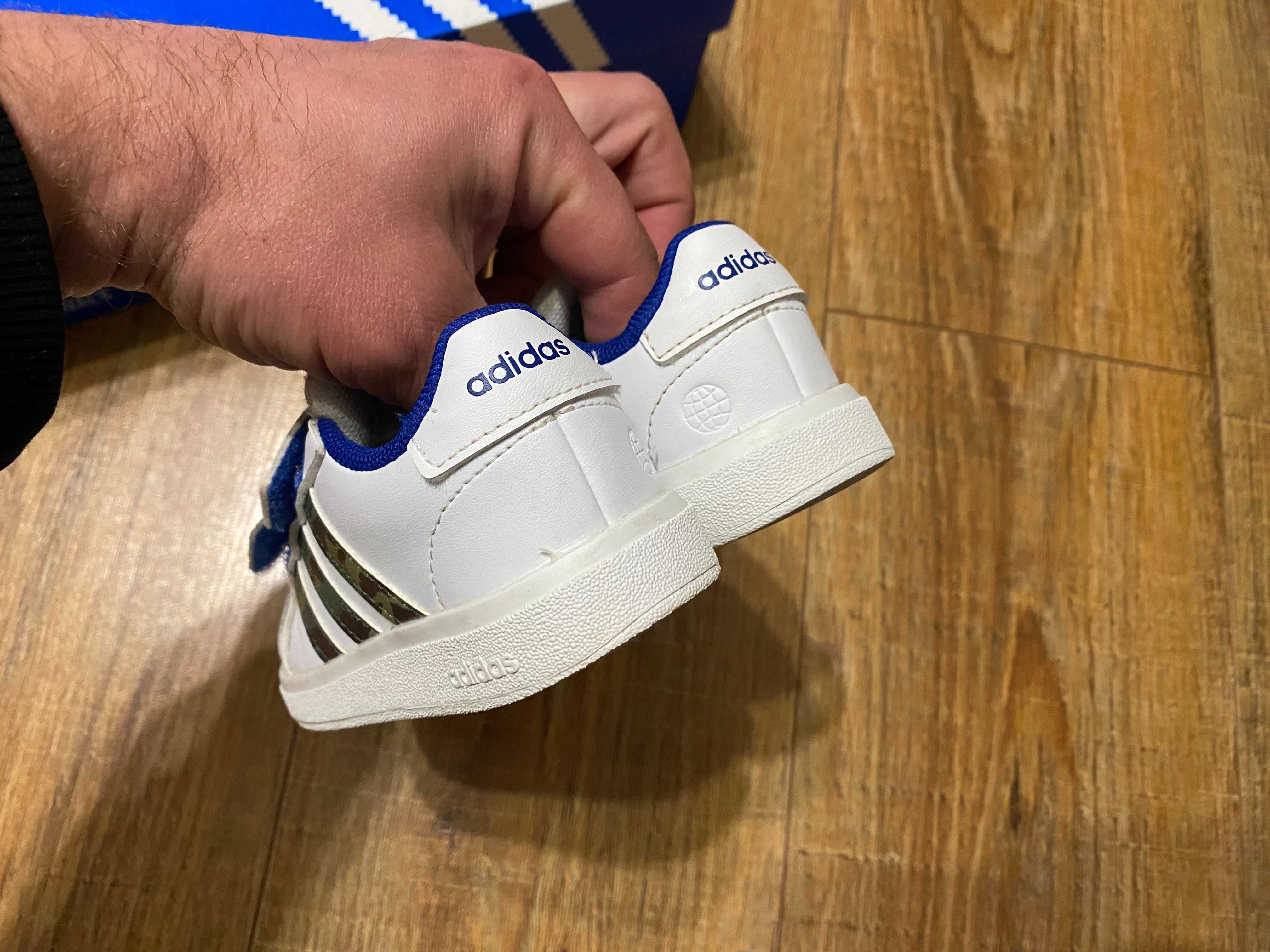 Adidas кроссовки детские кросівки Адидас оригинал р.22
