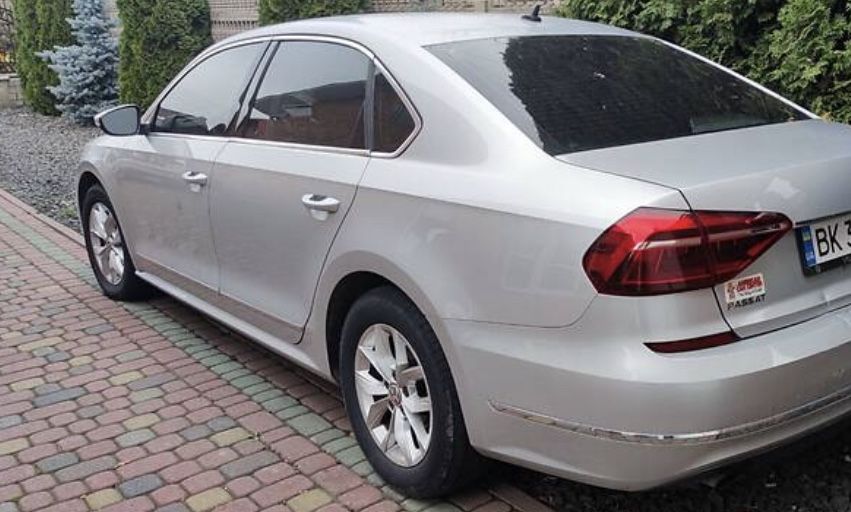 VW Beetle Бітл Битл Двері Капот Радіатор Телевізор  Бампер Підсилювач