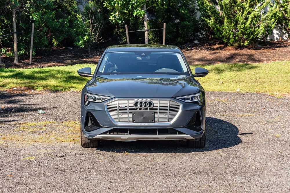 Audi E-Tron Sportback      2021