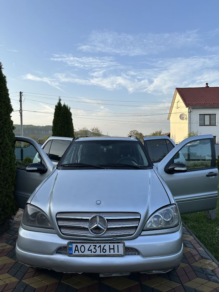 Mercedes Benz ML W163