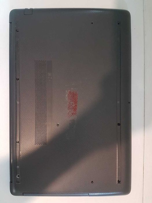 Ноутбук HP 250 G7  по комплектующим.
