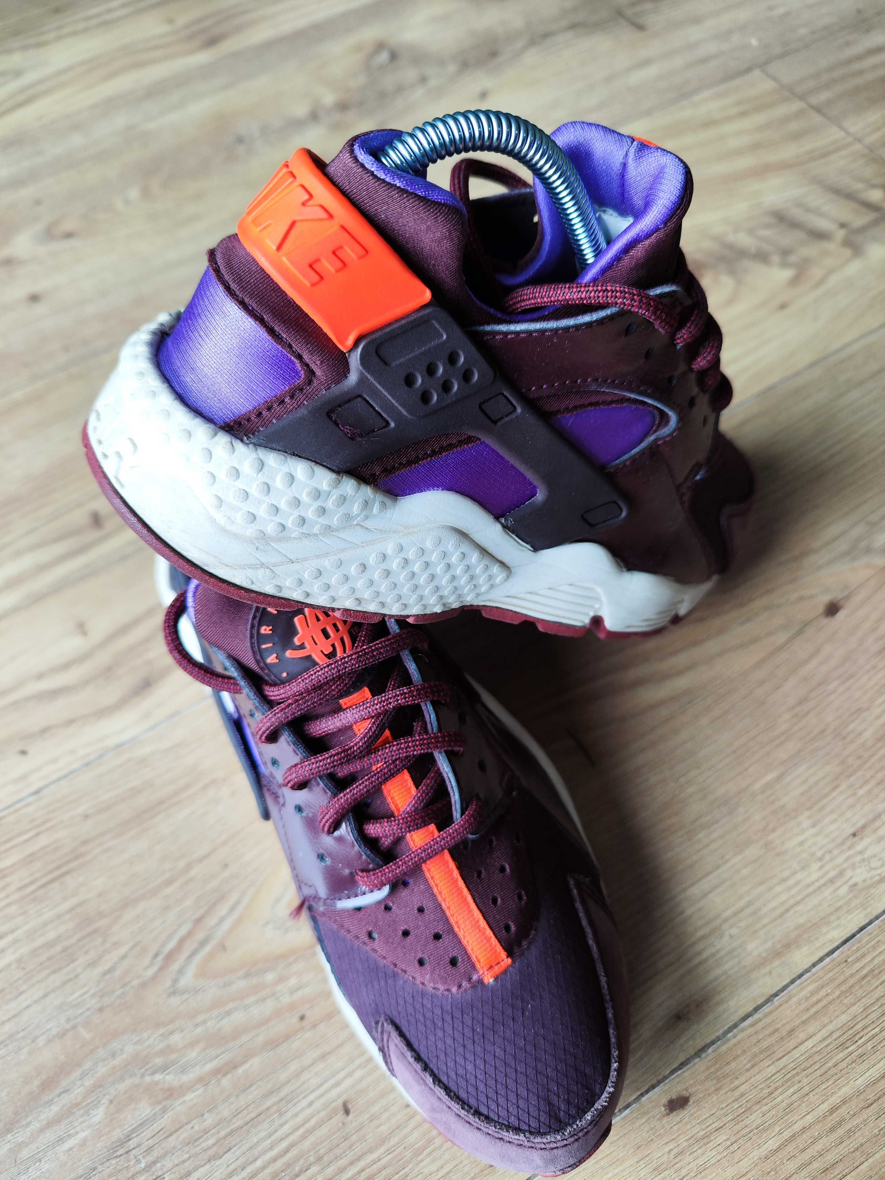 Buty damskie Nike Huarache Premium sneakersy