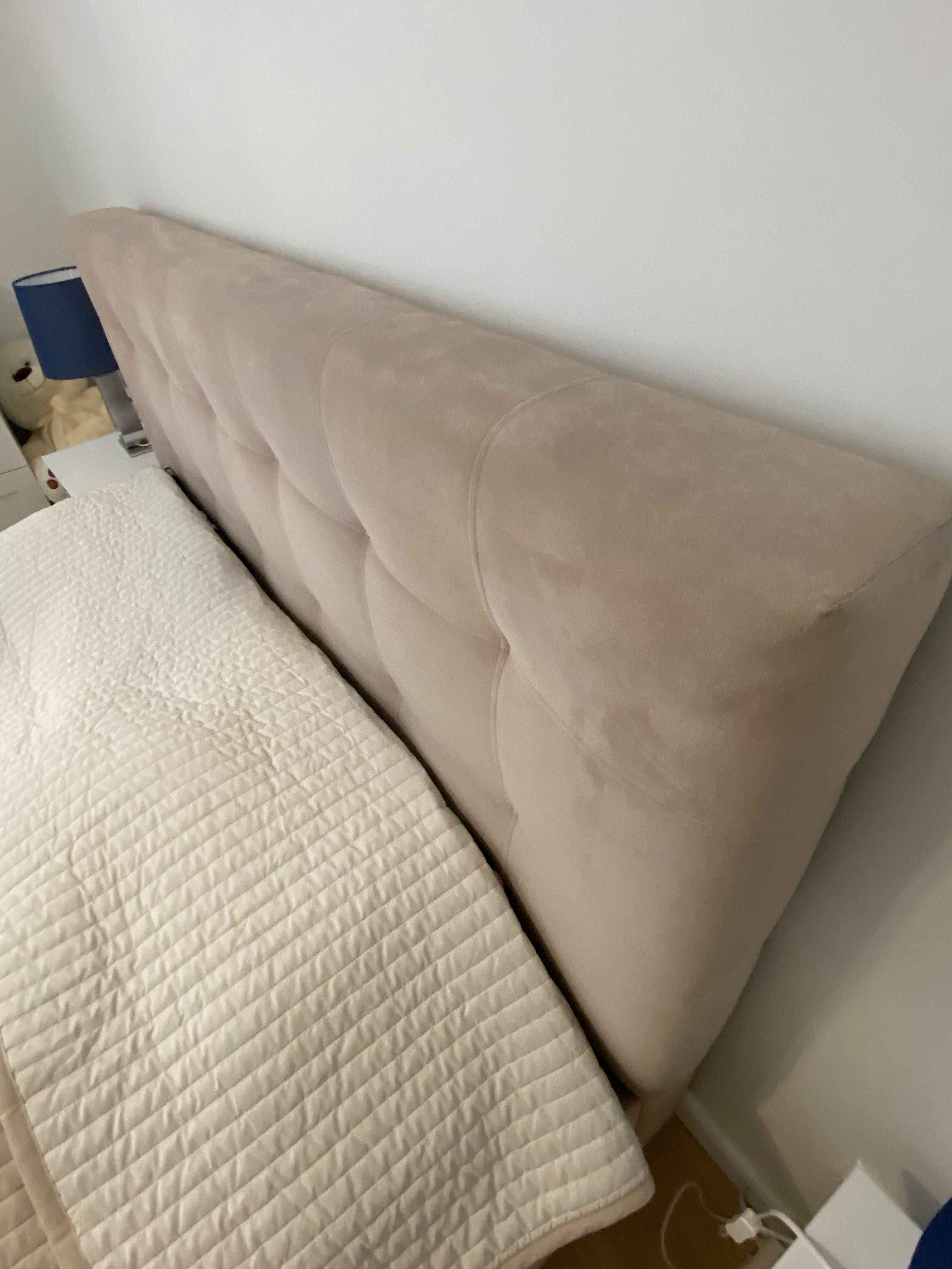 Łóżko tapicerowane 140cm