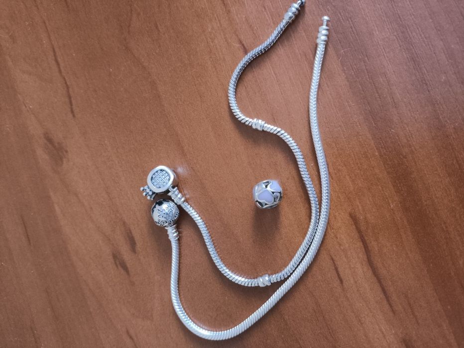 Пропоную лот зі срібла. Пандора.