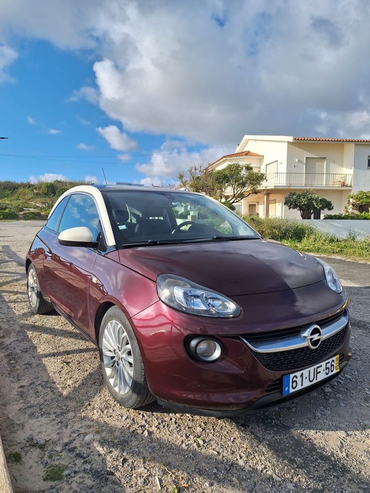Opel Adam 2018 com 50.000 kms