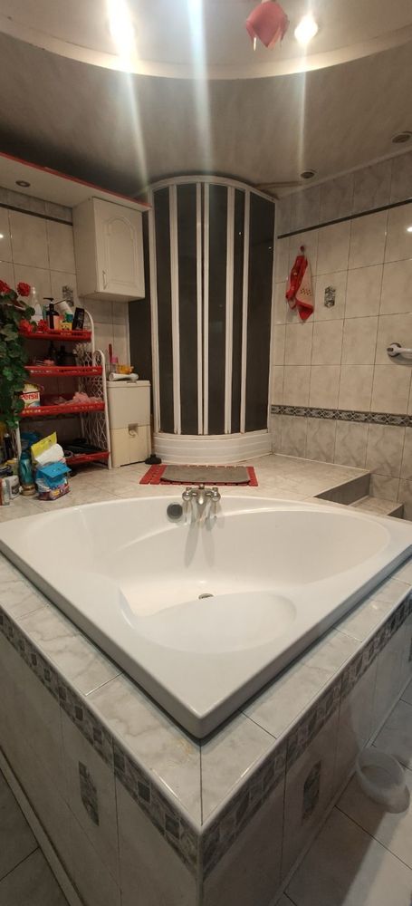 В продаже ДОМ новокодацкий район ( под любой вид деятельности )