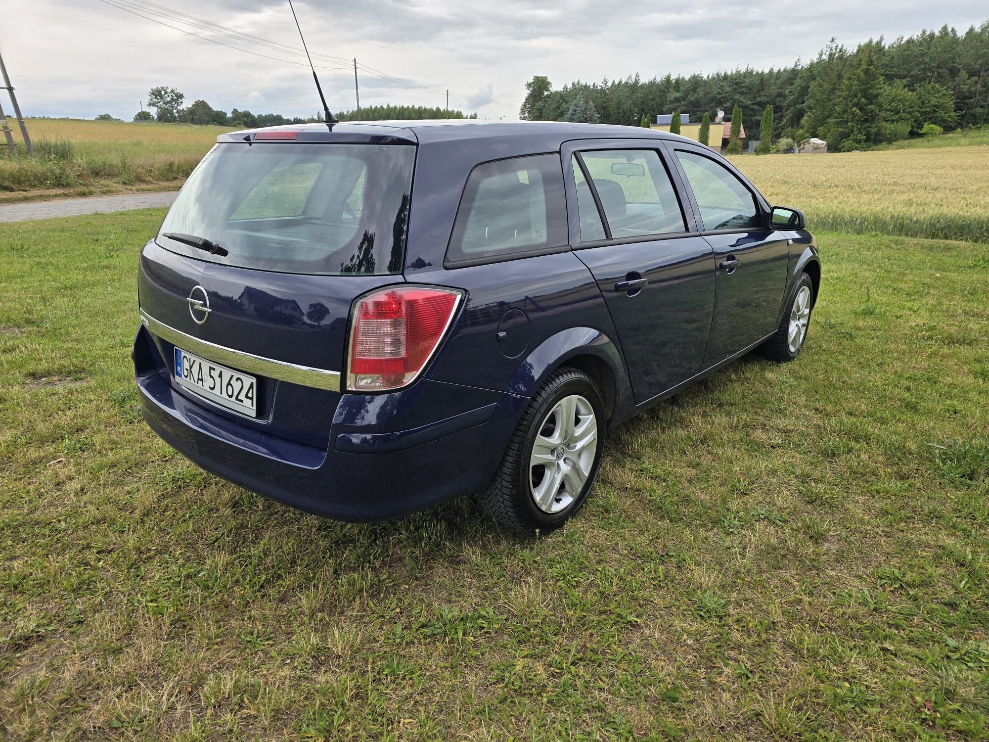 Opel Astra H 1.6 b/g .Super stan