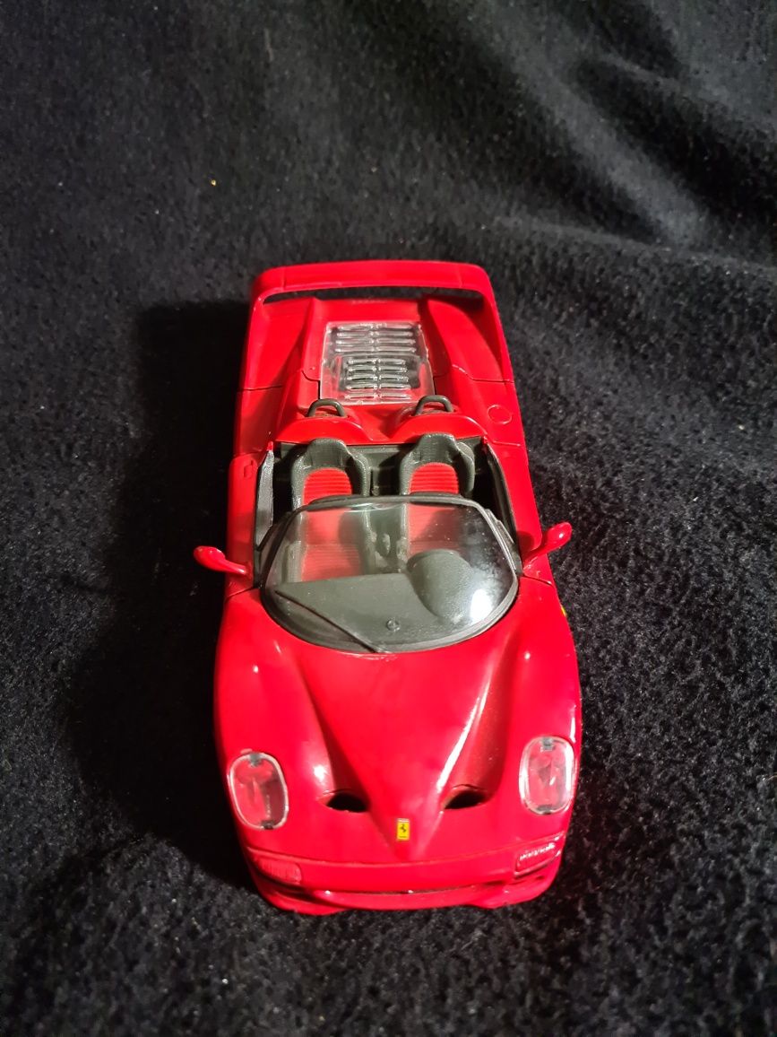 Ferrari F50 Descapotável - Maisto - 1:24