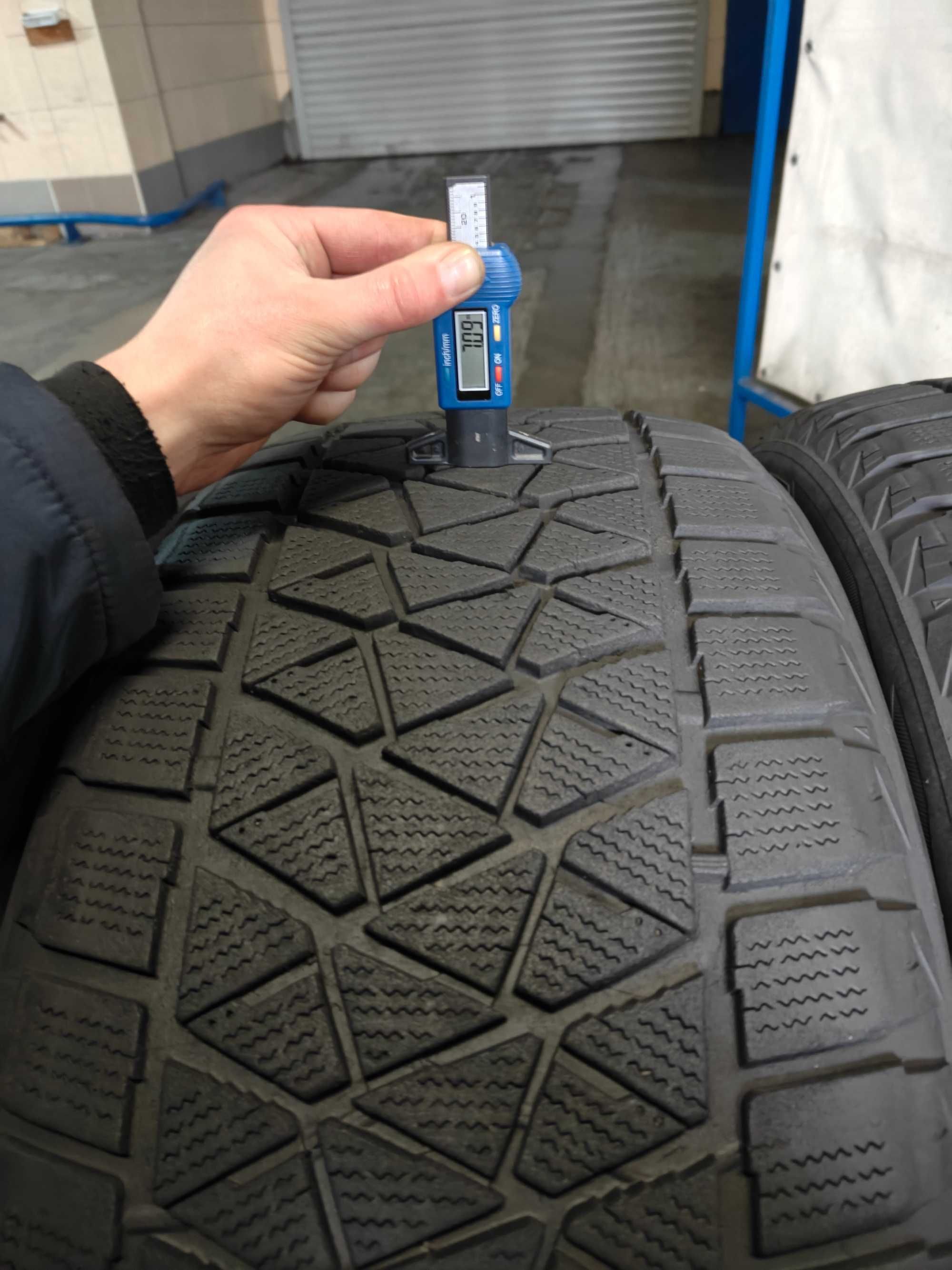 1-2-3-4шт r20 285/50 Bridgestone Blizzak DM-V2 зимові шини