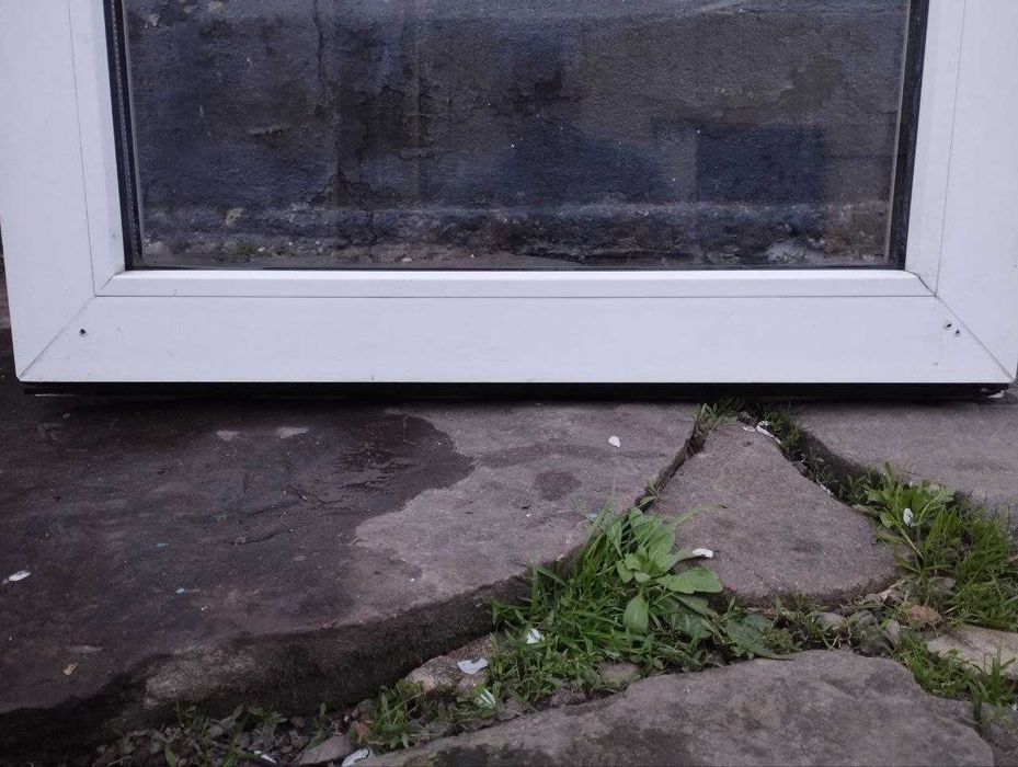 Металопластиковая дверь.2,10х72см(без основного стеклопакета).