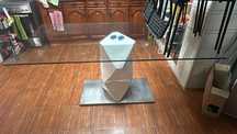 Mesa de grande de vidro
