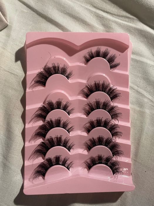 гарні накладні вії