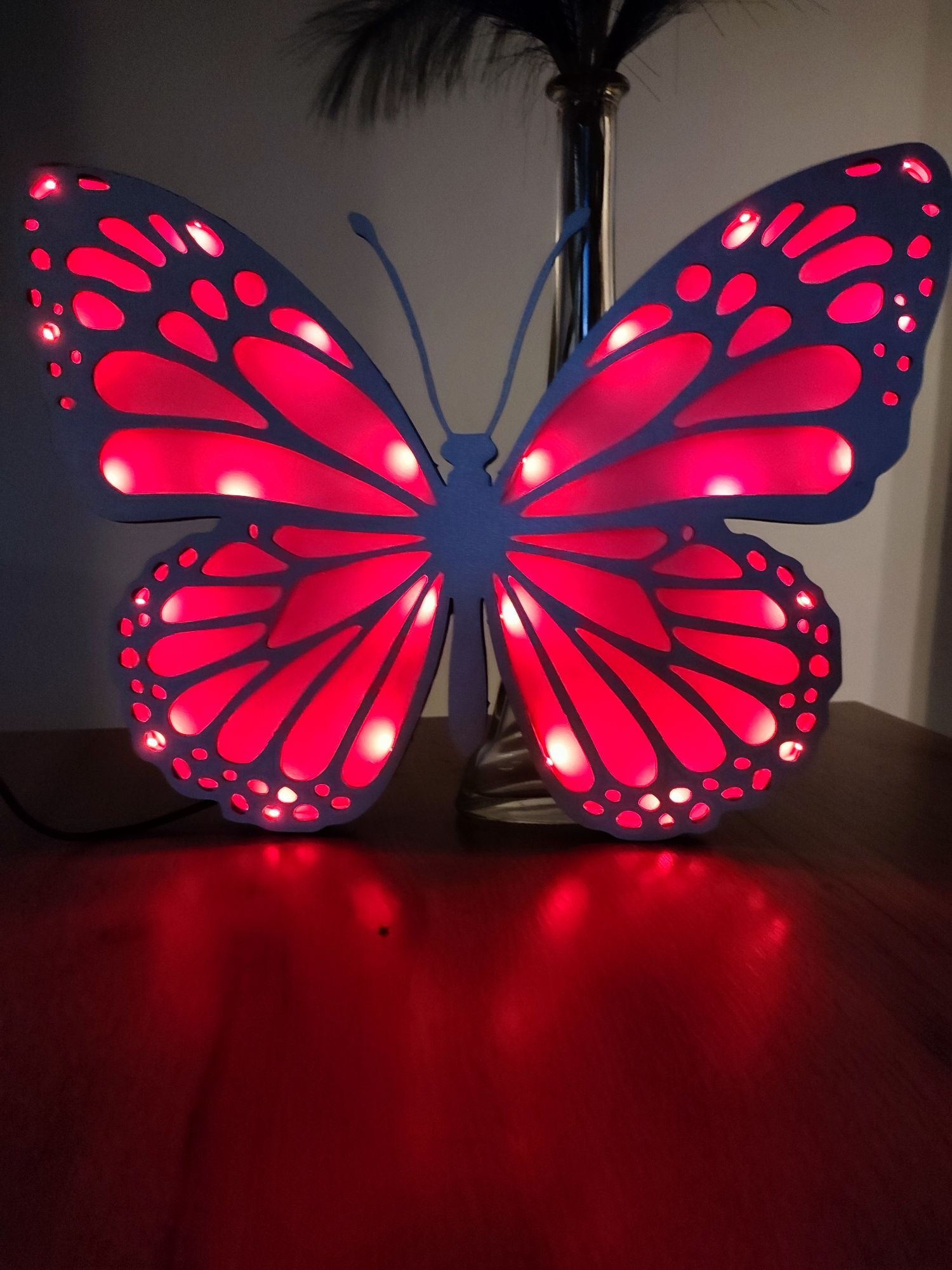 Lampka nocna motyl