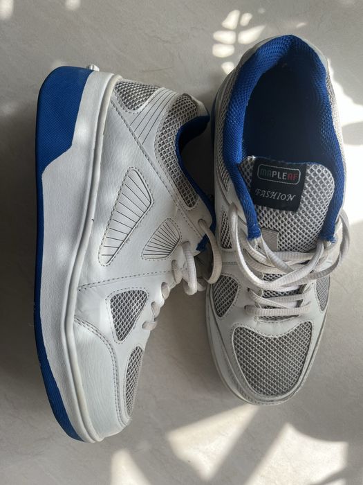 Кросівки на колесах розмір 40