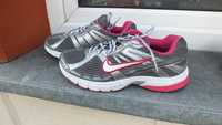 Super buty sportowe marki Nike roz 42,5