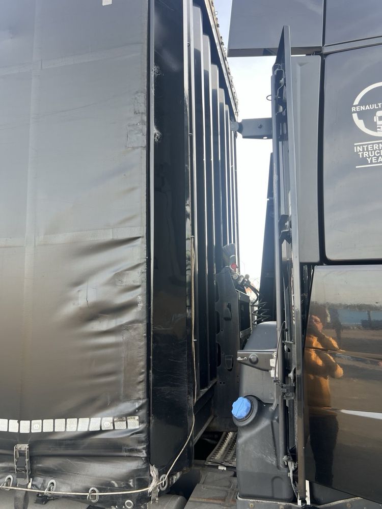 Продам комплект, сцепку, тент Renault T460 2015, Krone SD 2014 Mega