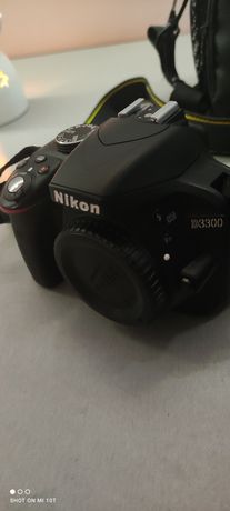 Nikon D3300.   .