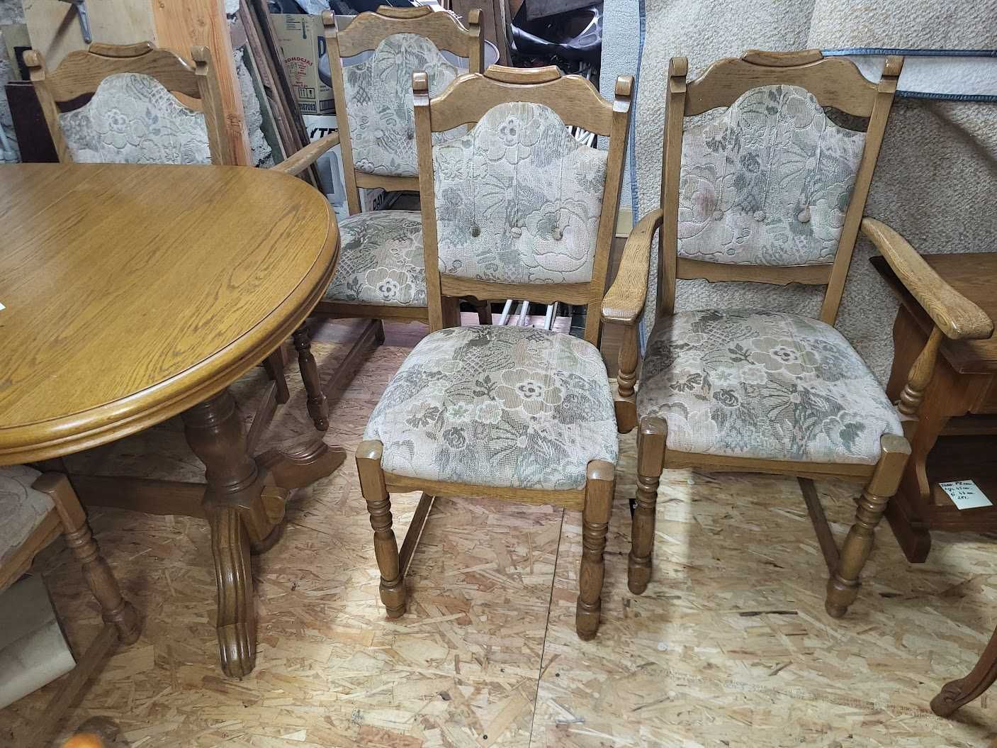 Bardzo ładny stół dębowy owalny z 5 krzesłami komplet meble z Niemiec
