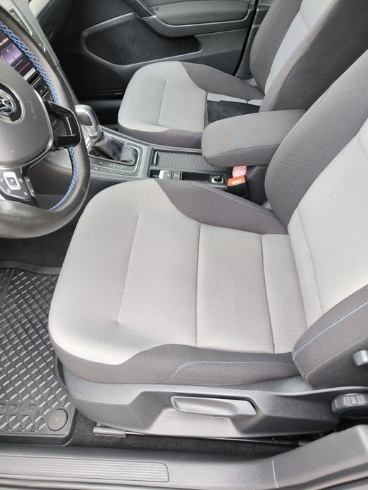 Продам Volkswagen E-golf