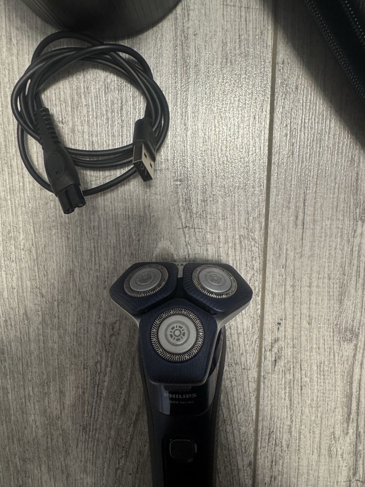 Maszynka do golenia PHILIPS SERIES 7000