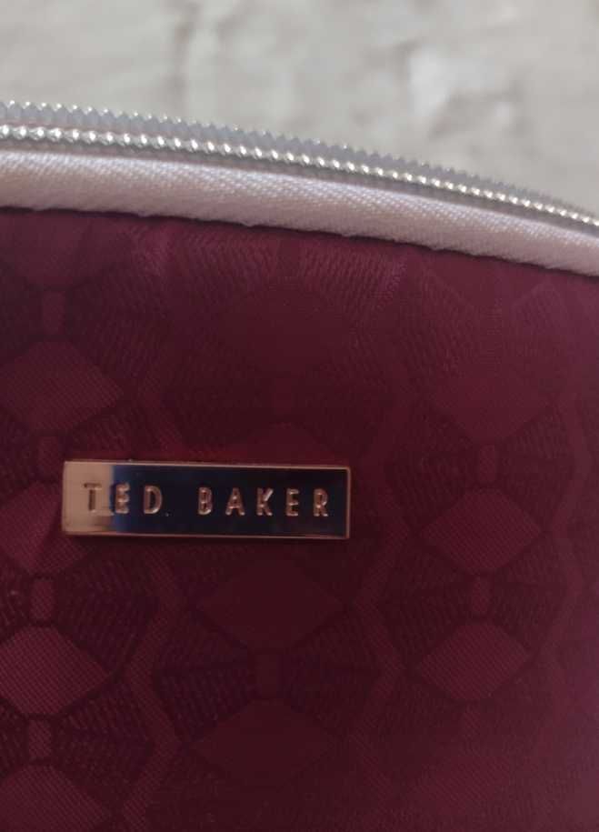 Ted Baker/ Ekskluzywna kosmetyczka z Londynu, saszetka